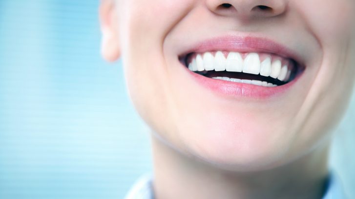Restoratif Diş Tedavisi Nedir? Nasıl Yapılır?
